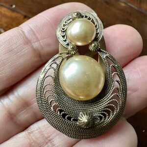 VTG Dress Clip Pin 1.5 Inch Filigree Art Deco Faux Pearls‎ Gold Gilt Brass READ